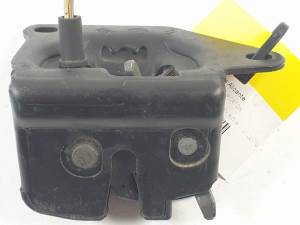 CERRADURA MALETERO / PORTON FIAT PUNTO BERLINA (188) Autodesguaces Alicante