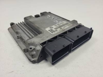 CENTRALITA MOTOR UCE 0281011900 VOLKSWAGEN GOLF V BERLINA (1K1) Autodesguaces Alicante