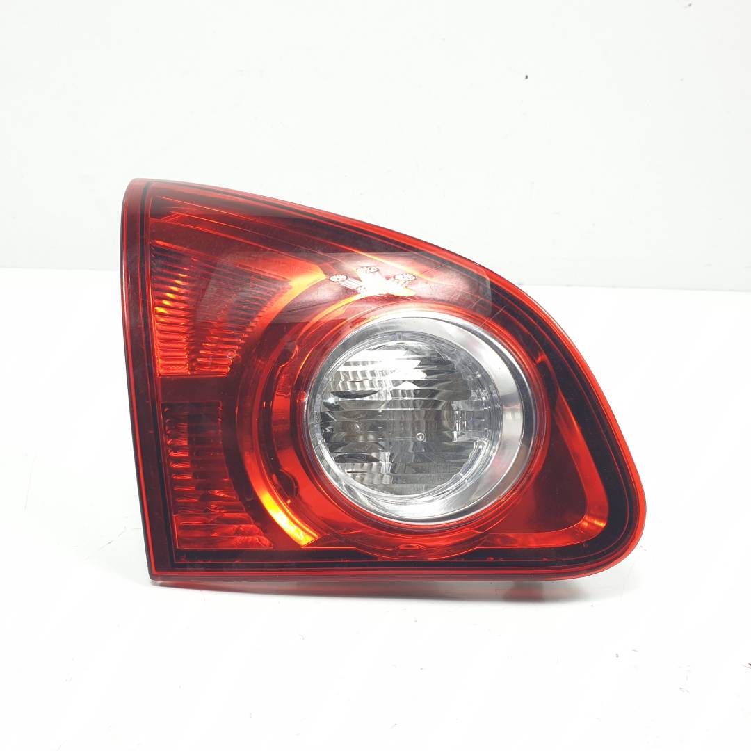PILOTO TRASERO IZQUIERDO INTERIOR - 89071083 - NISSAN - QASHQAI (J10)