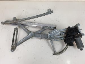 ELEVALUNAS DELANTERO IZQUIERDO 0130821768 OPEL ASTRA G BERLINA Autodesguaces Alicante