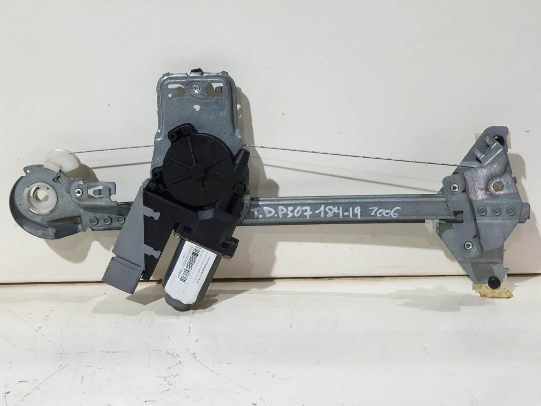 ELEVALUNAS TRASERO DERECHO - 400584 - PEUGEOT - 307 BERLINA (S2)