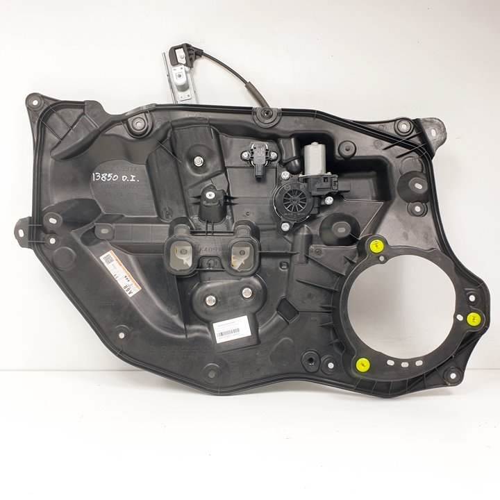 ELEVALUNAS DELANTERO IZQUIERDO - D09L5997X - MAZDA - CX-3