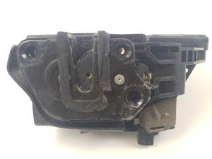 CERRADURA PUERTA DELANTERA IZQUIERDA HYUNDAI ELANTRA (XD) Autodesguaces Alicante