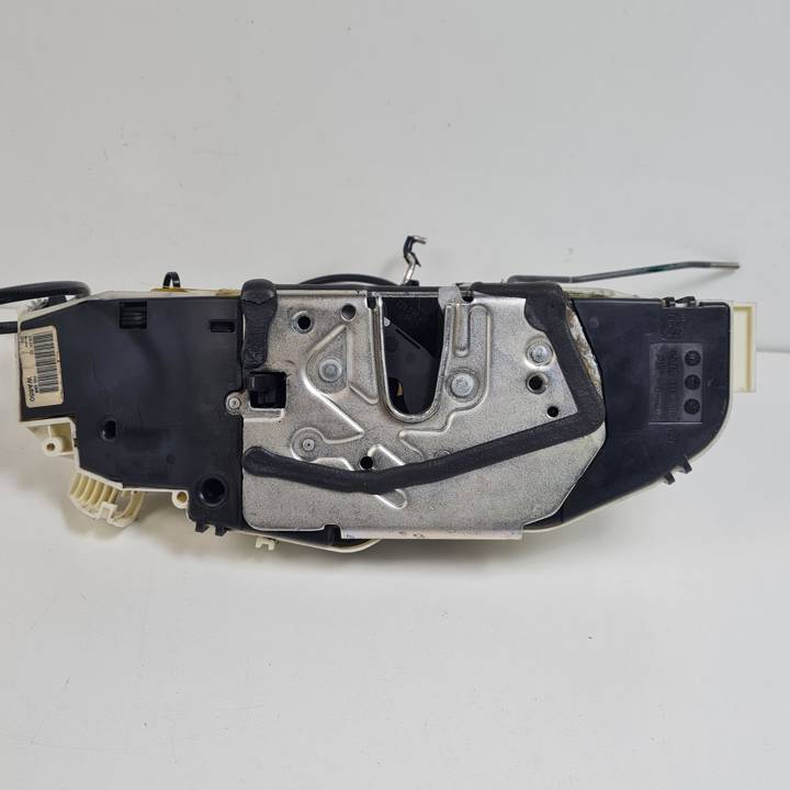 CERRADURA PUERTA TRASERA DERECHA A2217304835 MERCEDES CLASE S (W221) BERLINA Autodesguaces Alicante