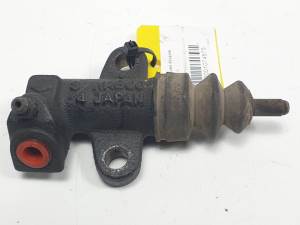BOMBA EMBRAGUE NISSAN TERRANO/TERRANO.II (R20) Autodesguaces Alicante