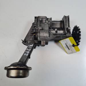 BOMBA ACEITE 8200307174 RENAULT KANGOO (F/KC) Autodesguaces Alicante