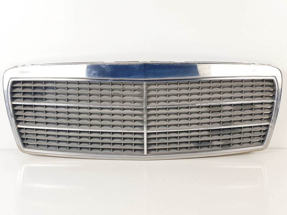 Calandre avant - 2108880023 - MERCEDES - CLASE E (W210) BERLINA