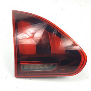 PILOTO TRASERO IZQUIERDO INTERIOR 9814758480 PEUGEOT 2008 (A94) Autodesguaces Alicante
