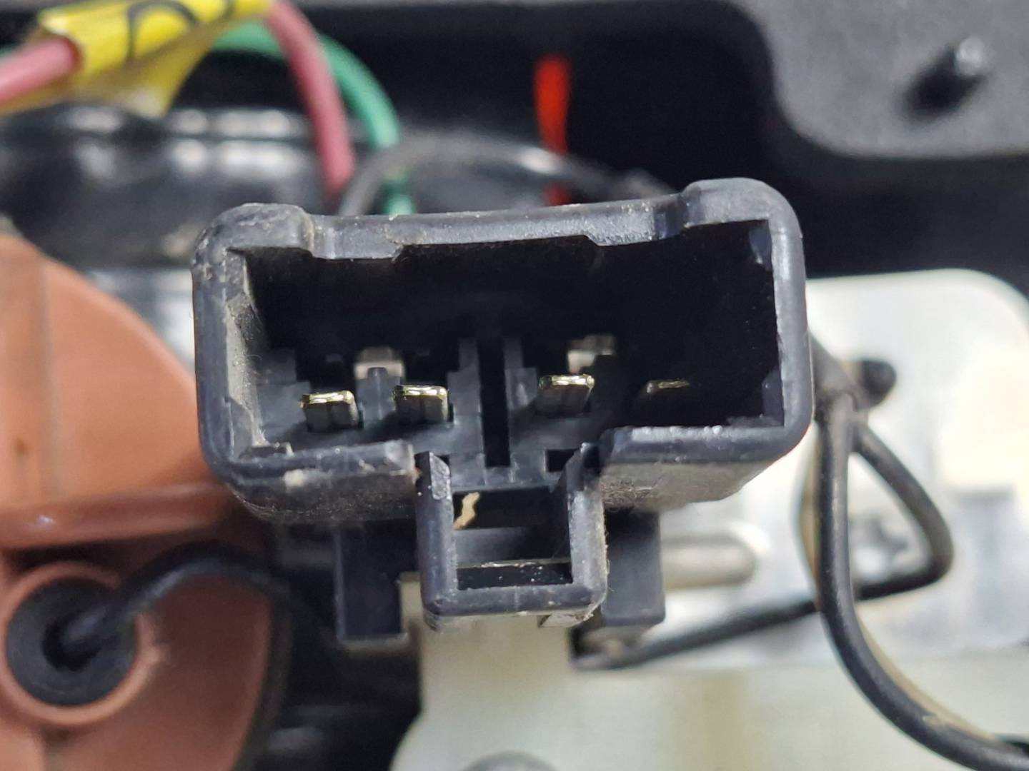 Foto 4 de Piloto Trasero Izquierdo Hyundai H1 (2008–2020)