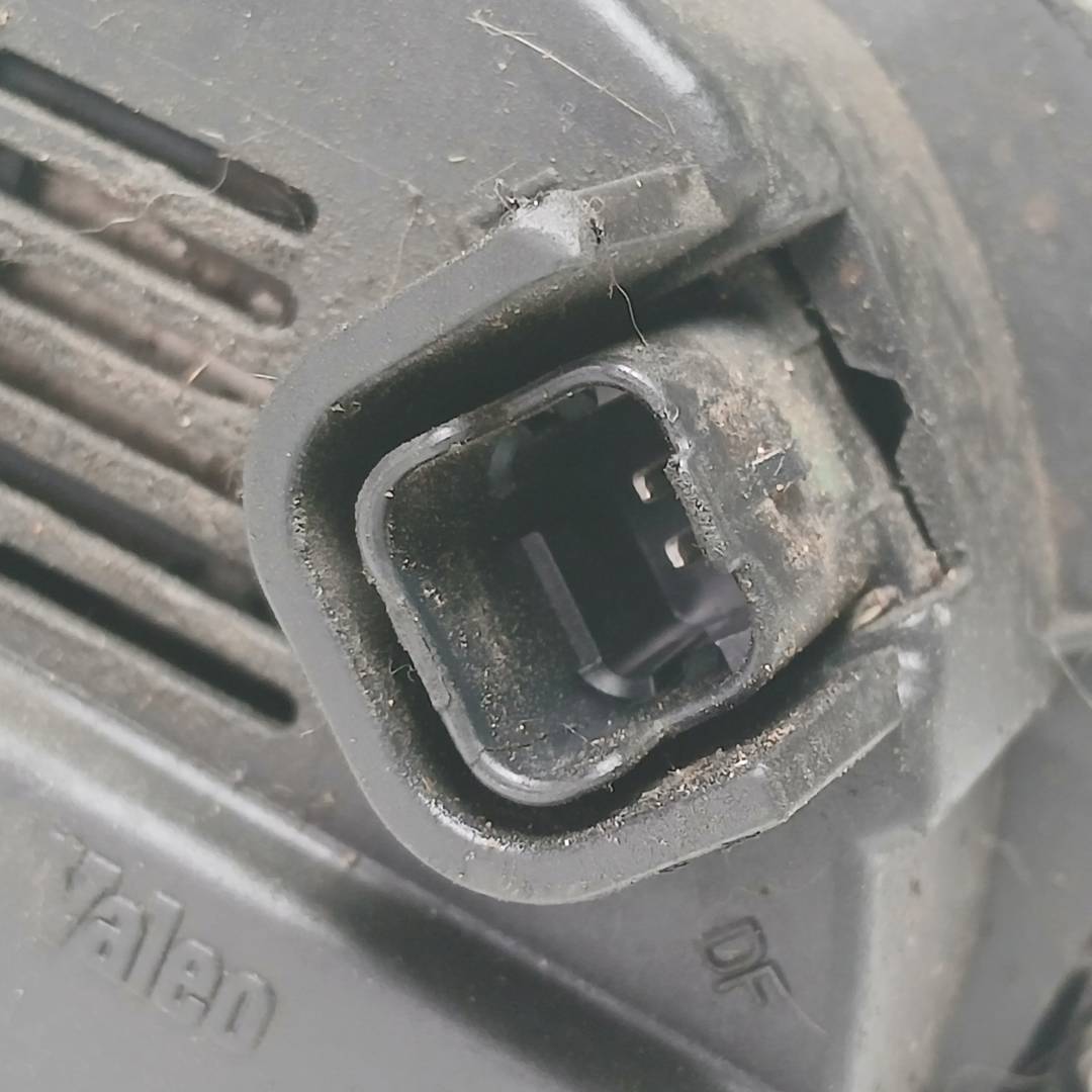 Foto 2 de Alternador Mitsubishi Carisma Berlina 5 (da0) (1999–2005)