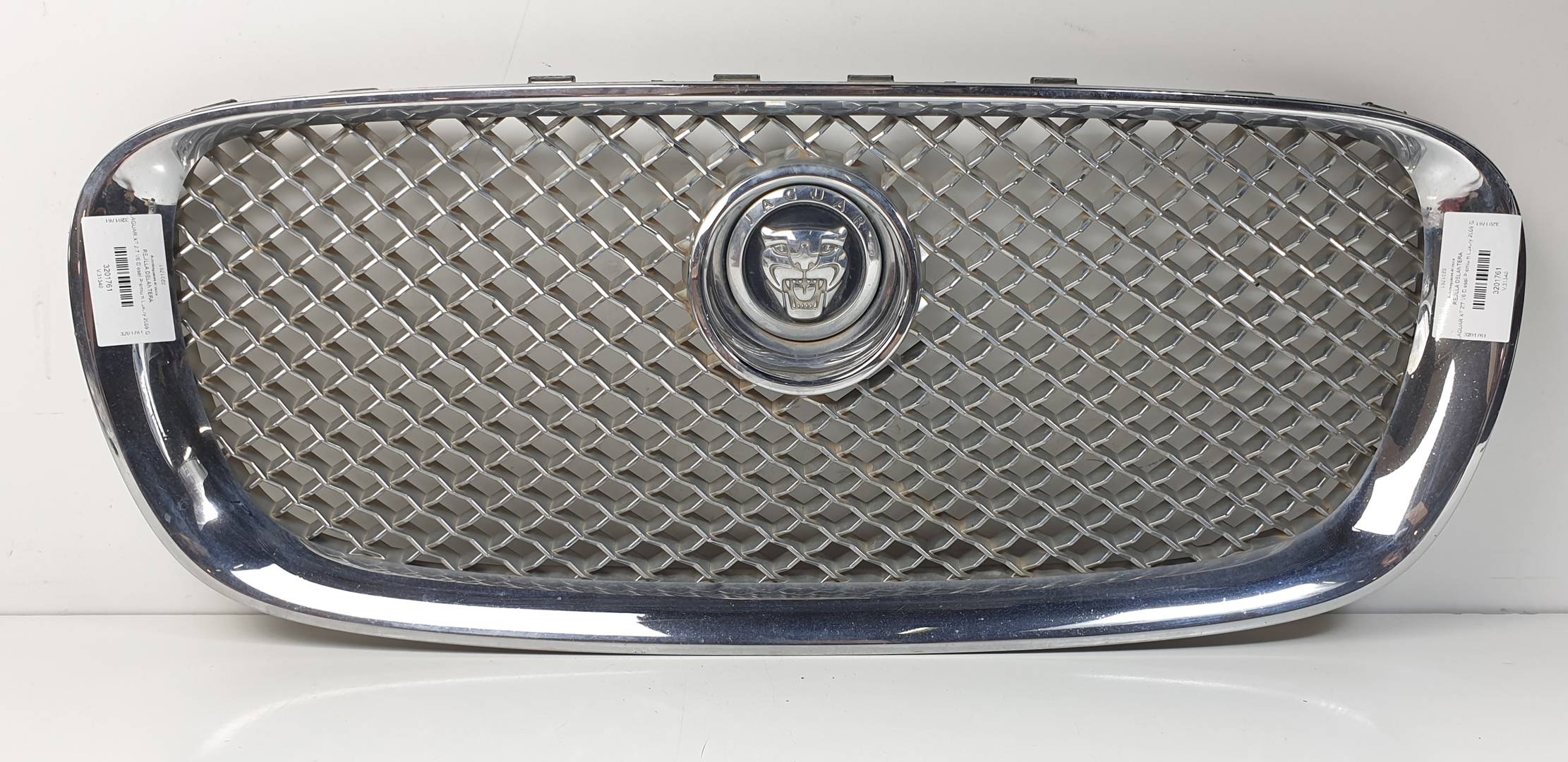 REJILLA DELANTERA - 8X238A100AA - JAGUAR - XF (X250)