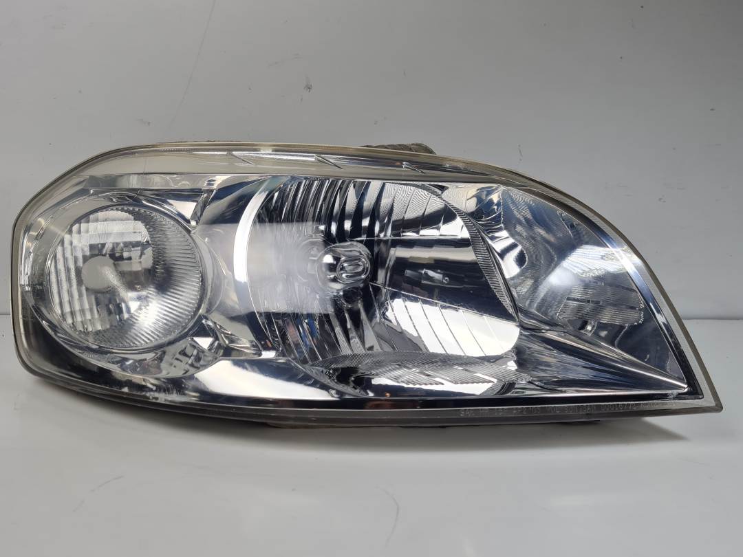 FARO DERECHO - 00016772 - CHEVROLET - AVEO