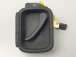 MANETA INTERIOR TRASERA DERECHA 2K0827185 VOLKSWAGEN CADDY KA/KB (2K) Autodesguaces Alicante