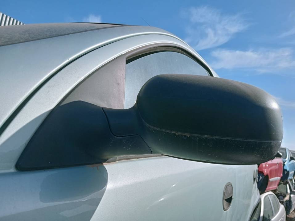 RETROVISOR IZQUIERDO
