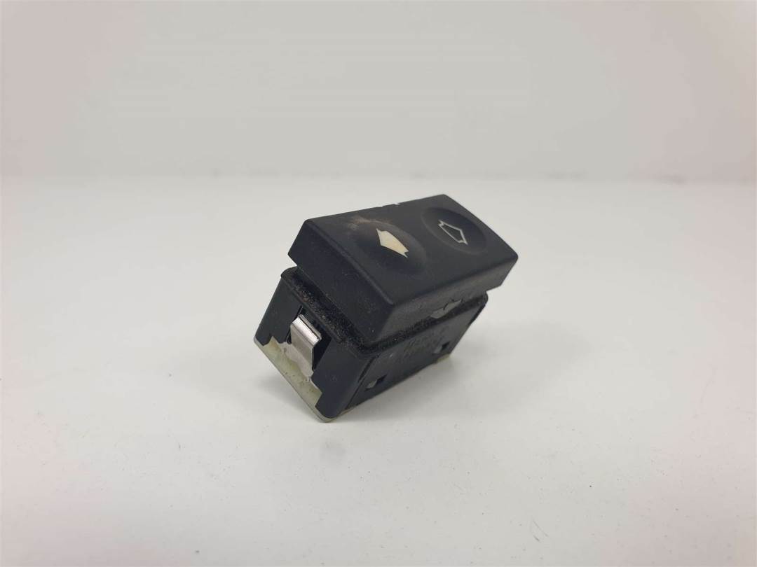 MANDO ELEVALUNAS DELANTERO IZQUIERDO - 8368943 - BMW - SERIE 3 CABRIO (E36)