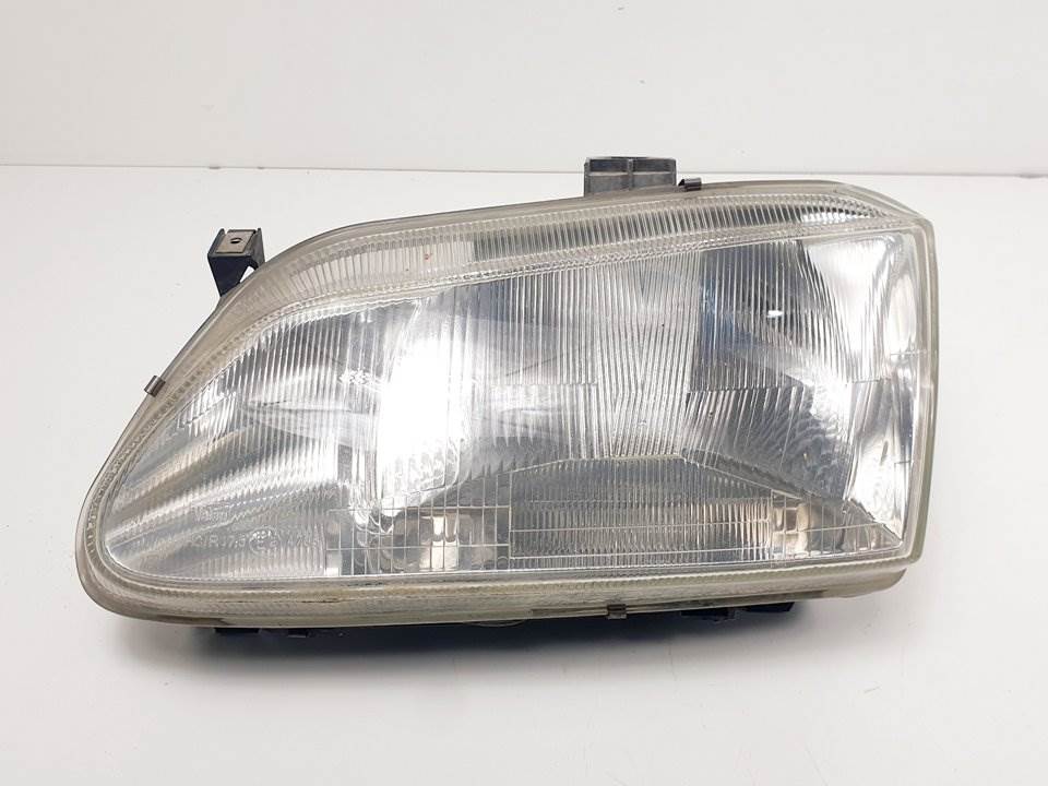 FARO IZQUIERDO - RENAULT - MEGANE I SCENIC (JA0)