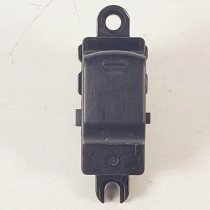 MANDO ELEVALUNAS TRASERO DERECHO NISSAN PATHFINDER (R51) Autodesguaces Alicante
