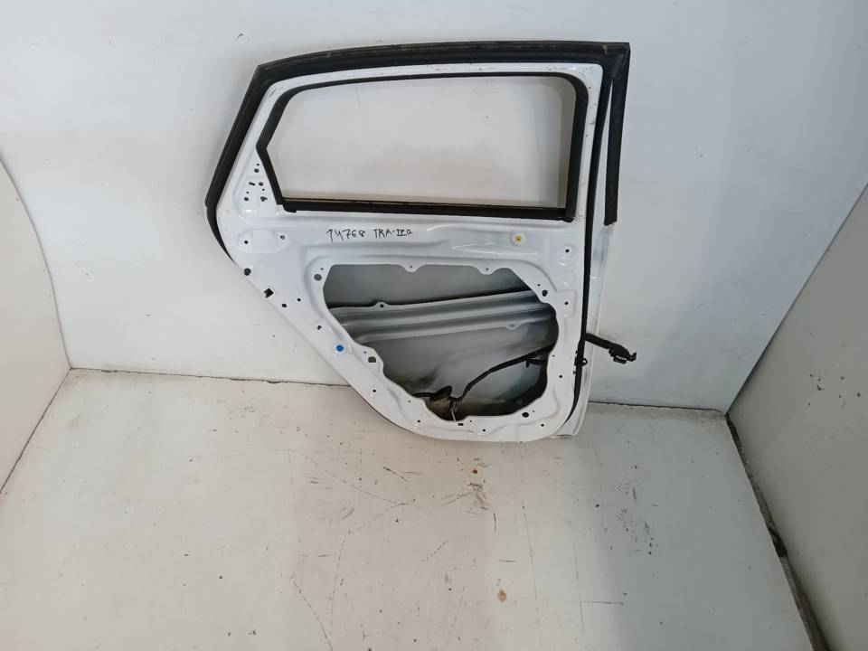 PUERTA TRASERA IZQUIERDA