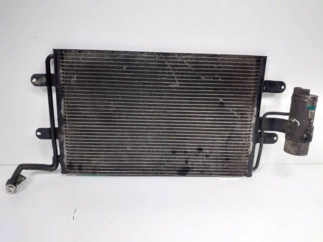 CONDENSADOR / RADIADOR AIRE ACONDICIONADO - 1J0820411D - VOLKSWAGEN - GOLF IV BERLINA (1J1)