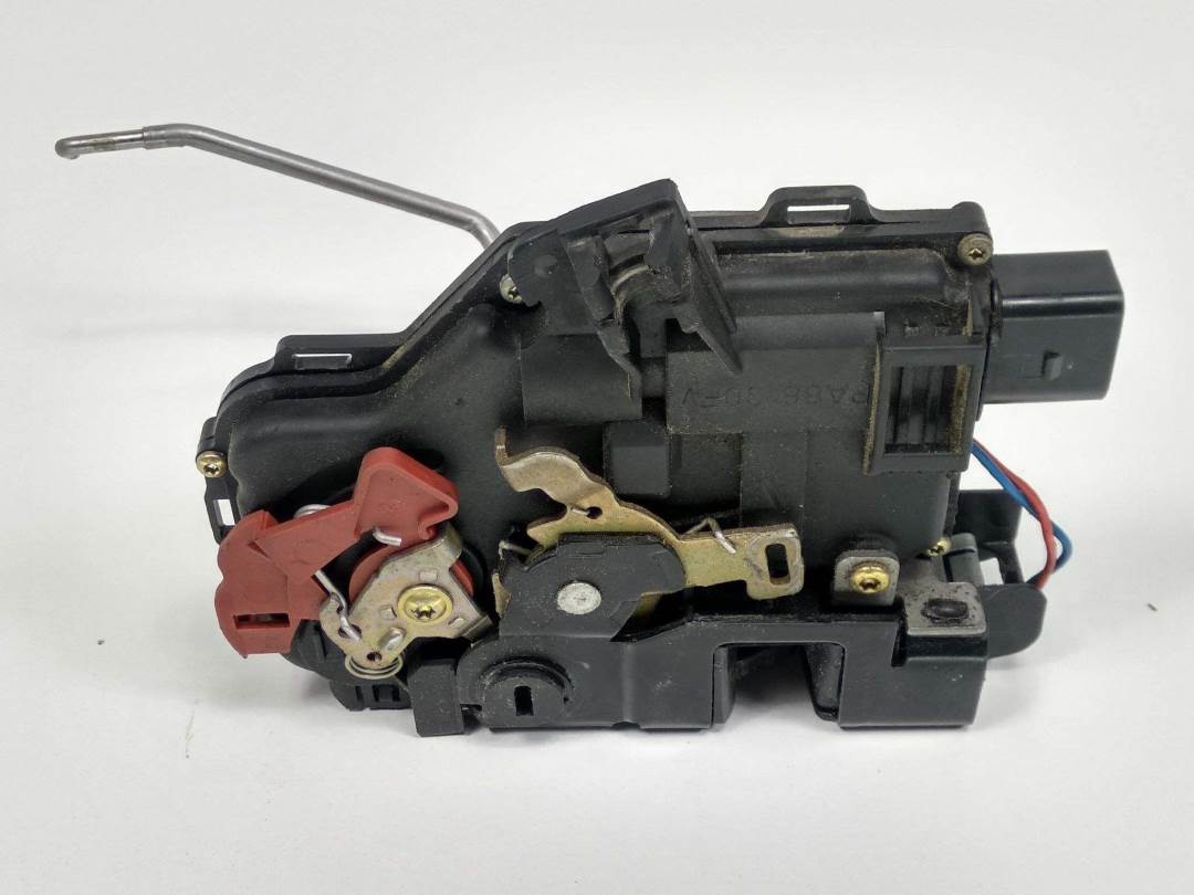 CERRADURA PUERTA TRASERA IZQUIERDA - 4B0839015D - AUDI - A4 BERLINA (8E)