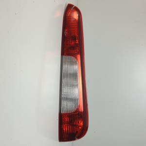 PILOTO TRASERO DERECHO 3M5113A602AA FORD FOCUS C-MAX (CAP) Autodesguaces Alicante