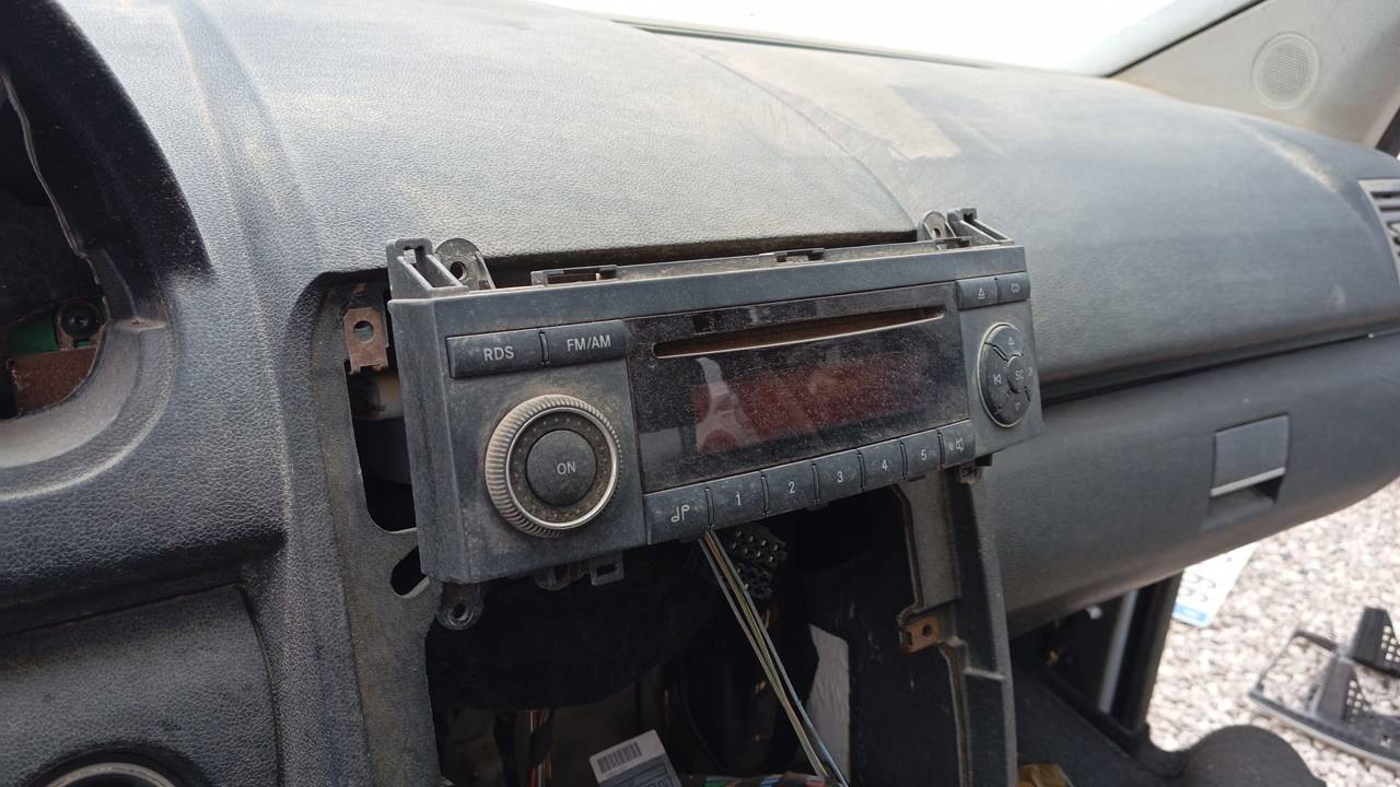 SISTEMA AUDIO / RADIO CD