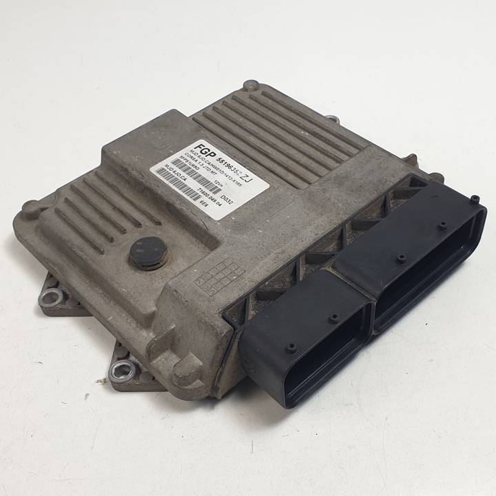 CENTRALITA MOTOR UCE 7160004904 OPEL CORSA C (F68) Autodesguaces Alicante