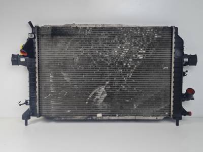 RADIADOR AGUA 13171429 OPEL ZAFIRA B Autodesguaces Alicante