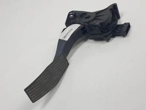POTENCIOMETRO PEDAL 13237352 OPEL INSIGNIA BERLINA Autodesguaces Alicante