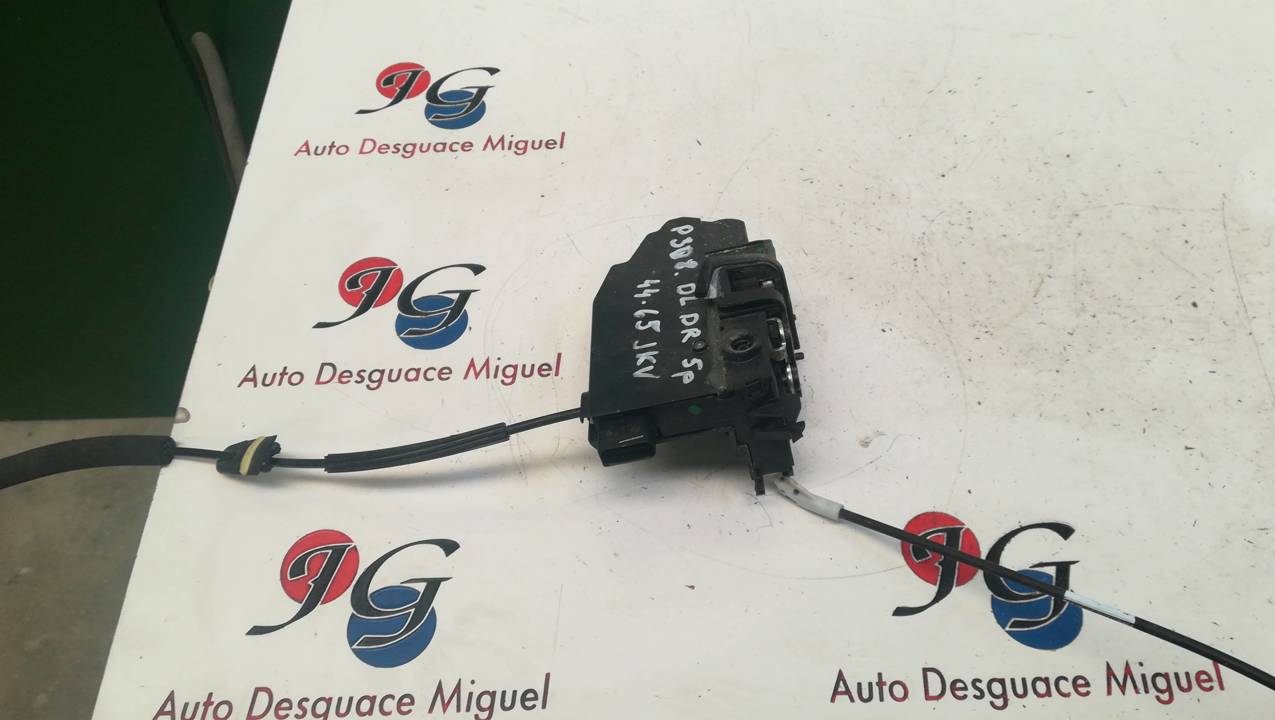 CERRADURA PUERTA DELANTERA DERECHA