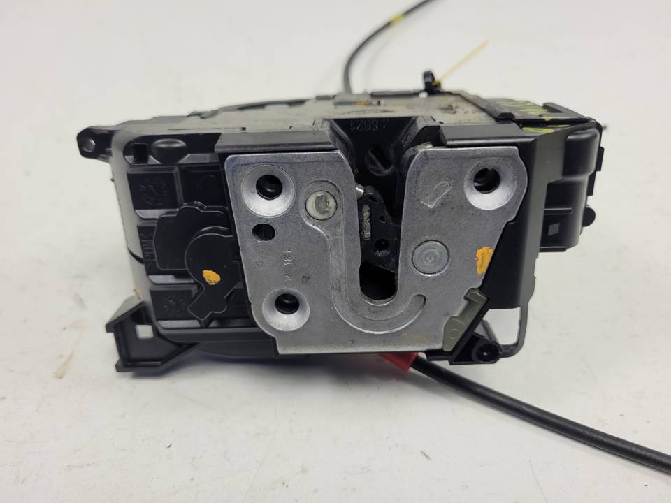 CERRADURA PUERTA DELANTERA DERECHA 8200497684F RENAULT KANGOO (ZE) Autodesguaces Alicante