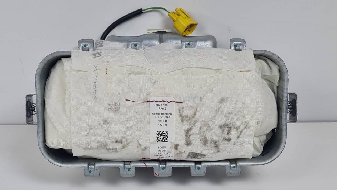 AIRBAG DELANTERO DERECHO