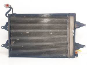 CONDENSADOR / RADIADOR AIRE ACONDICIONADO 6Q0820411H SKODA FABIA FAMILIAR (6Y5) Autodesguaces Alicante