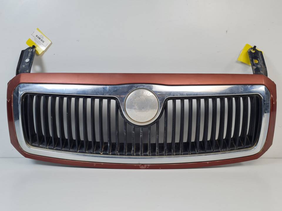 REJILLA DELANTERA 6Y0854668 SKODA FABIA (6Y2/6Y3) Autodesguaces Alicante