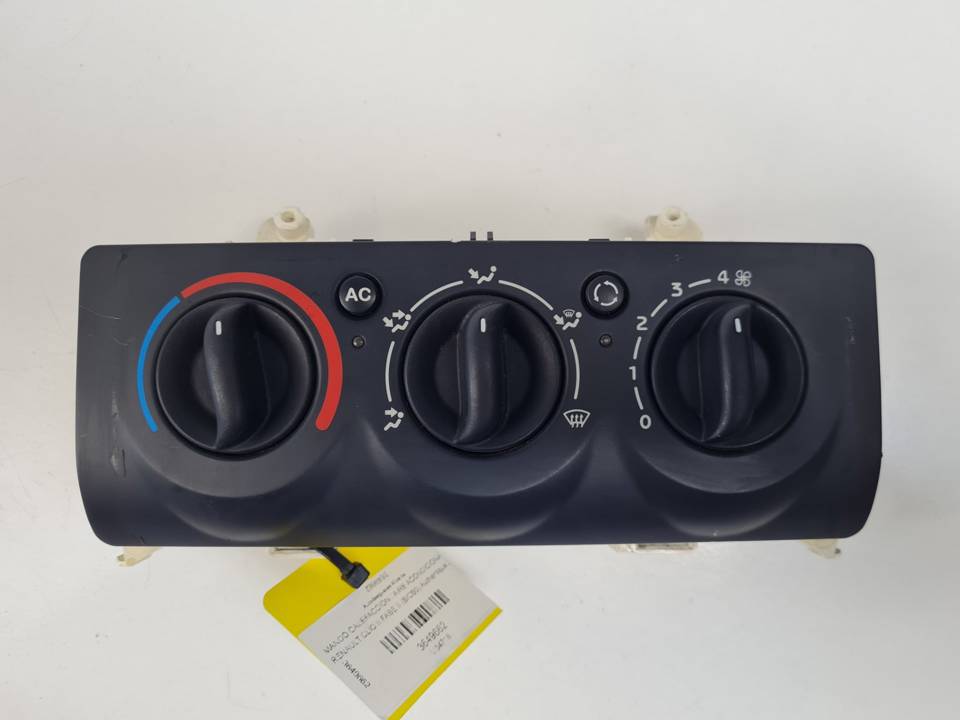 MANDO CALEFACCION / AIRE ACONDICIONADO 8200147160 RENAULT CLIO II FASE II (B/CB0) Autodesguaces Alicante