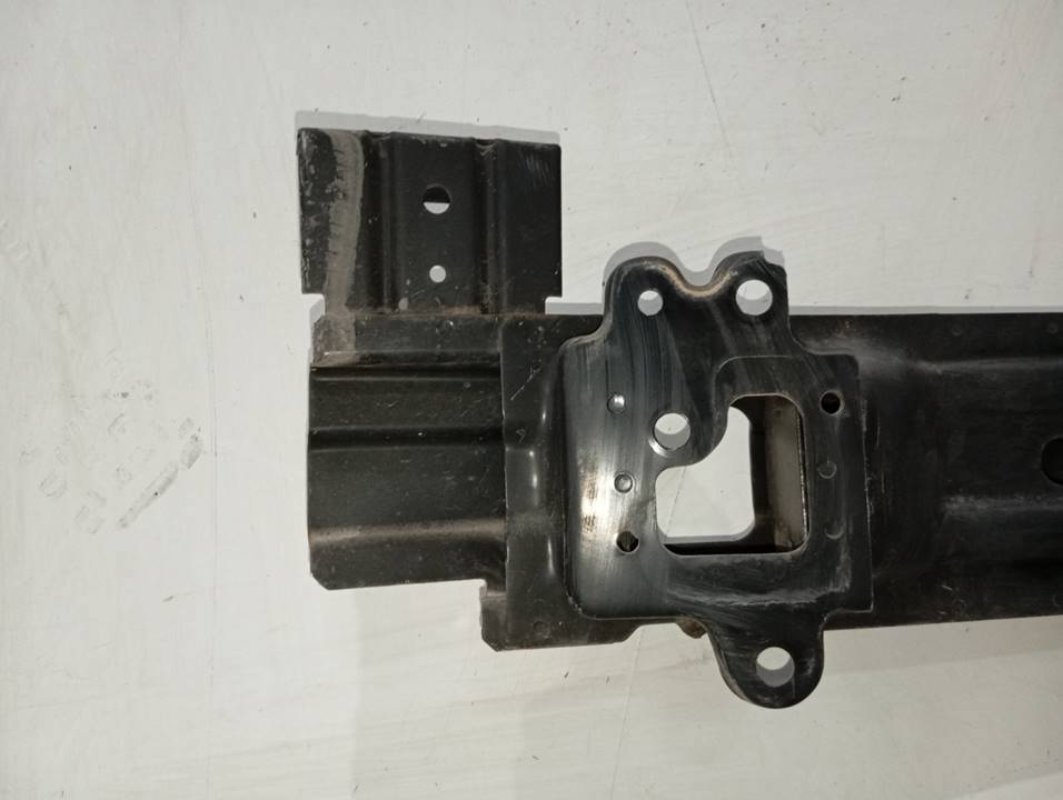 REFUERZO PARAGOLPES DELANTERO