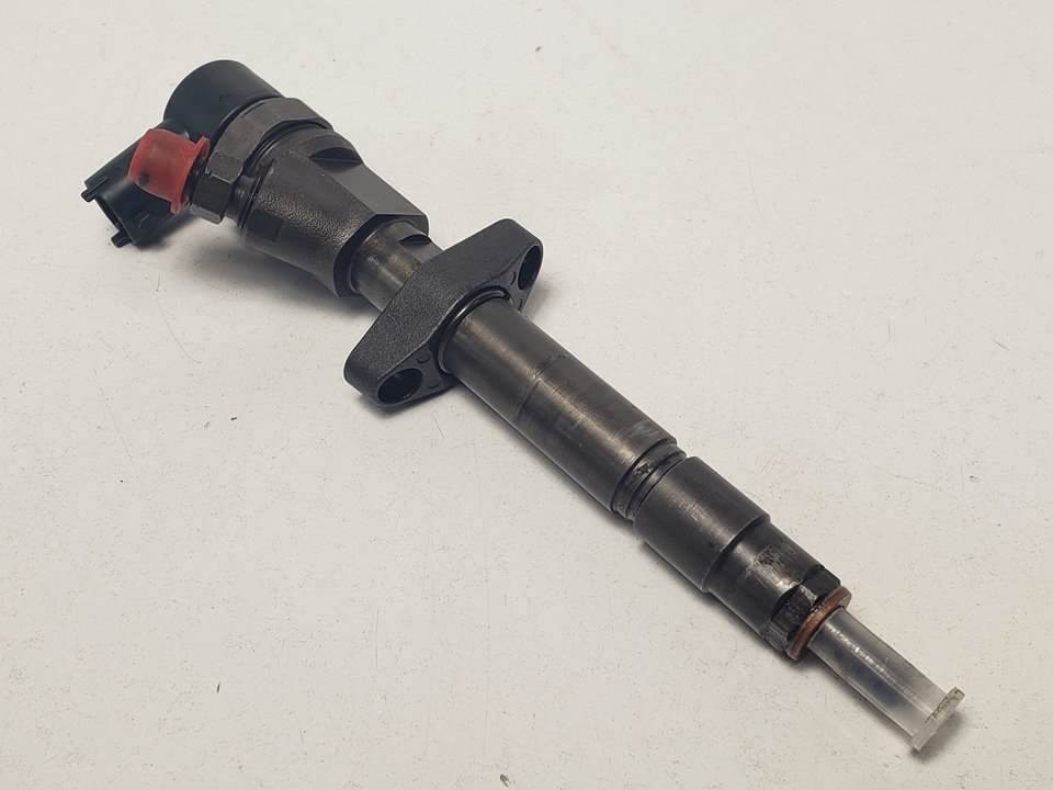 INYECTOR - 0445110261 - RENAULT - LAGUNA II (BG0)