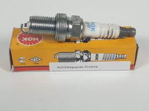 BUJÍA BCPR6ES PEUGEOT 405 BERLINA Autodesguaces Alicante