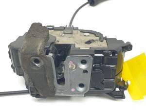 CERRADURA PUERTA TRASERA IZQUIERDA RENAULT LAGUNA III Autodesguaces Alicante