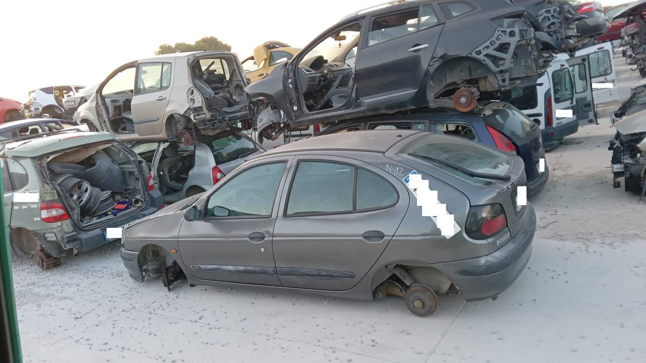 Imagen del vehículo RENAULT MEGANE I BERLINA HATCHBACK (BA0)