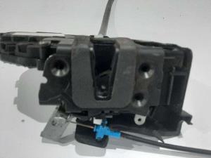 CERRADURA PUERTA DELANTERA DERECHA 6M2AR21812MC FORD MONDEO SPORTBREAK (CA2) Autodesguaces Alicante