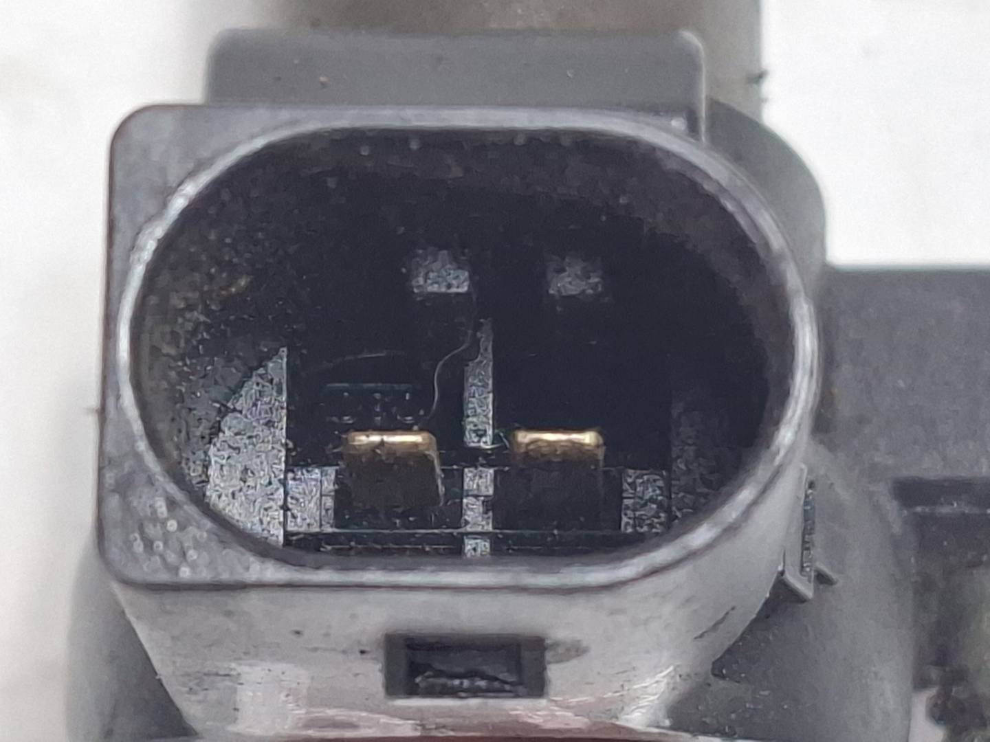 Foto 2 de Inyector Volkswagen Tiguan (5n1) (2007–2011)