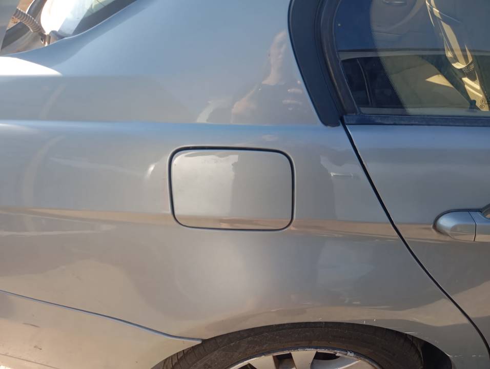 TAPA EXTERIOR COMBUSTIBLE