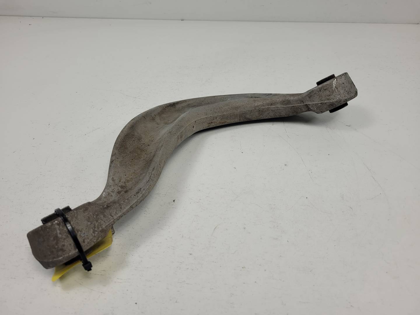 BRAZO SUSPENSION SUPERIOR TRASERO DERECHO - 8K0505324H - AUDI - A4 AVANT (8K5) (2008)