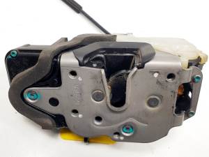 CERRADURA PUERTA DELANTERA IZQUIERDA 13503801 OPEL INSIGNIA BERLINA Autodesguaces Alicante