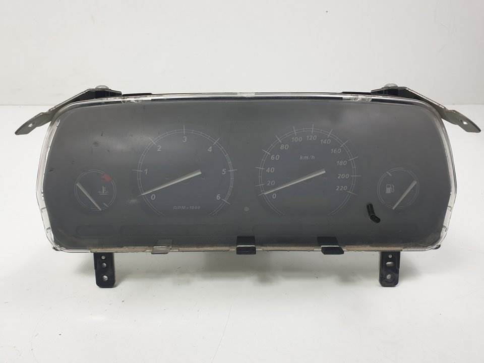 CUADRO INSTRUMENTOS - YAC004090XXX - MG ROVER - STREETWISE