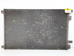 CONDENSADOR / RADIADOR AIRE ACONDICIONADO 8200115543B RENAULT SCENIC II (X84,JM) Autodesguaces Alicante