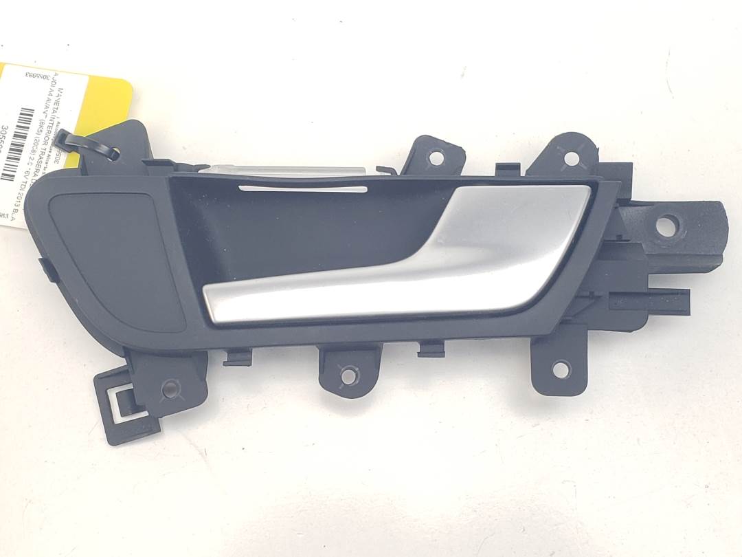 MANETA INTERIOR TRASERA DERECHA - 8K0839020 - AUDI - A4 AVANT (8K5) (2008)