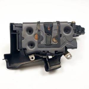 CERRADURA PUERTA DELANTERA IZQUIERDA 3M5AR21813ER FORD FOCUS BERLINA (CAP) Autodesguaces Alicante