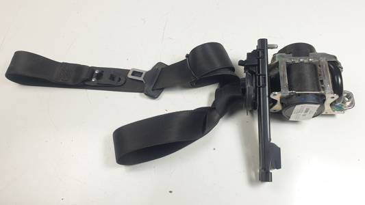 CINTURON SEGURIDAD DELANTERO DERECHO 622765800 MERCEDES CLASE C (W205) LIM. Autodesguaces Alicante